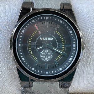 Unlisted Men Wristwatch Gray Leather Band Analog Quartz Watch Read desc